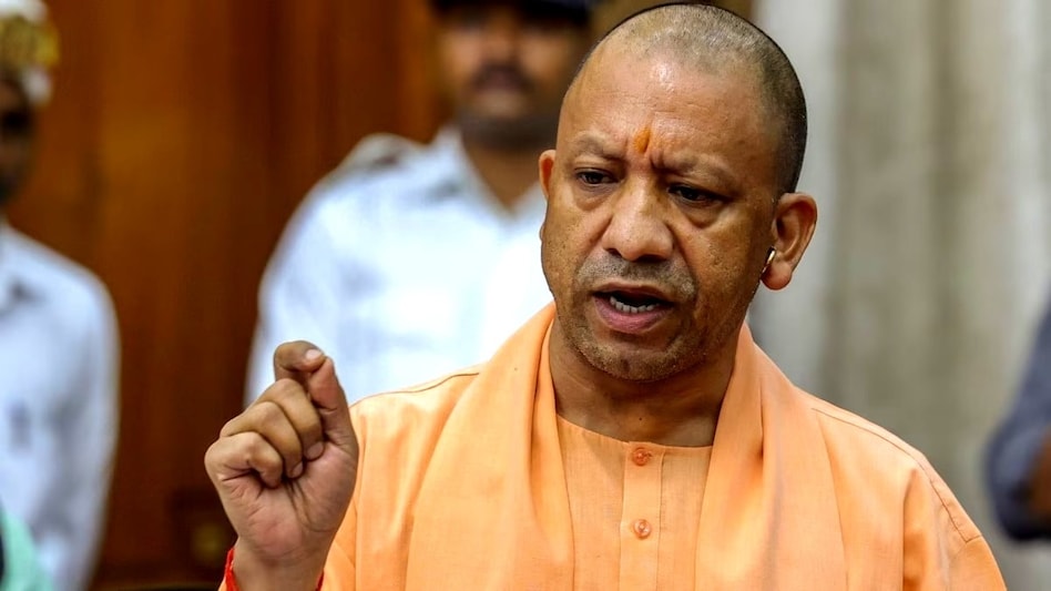 लखनऊ : योगी सरकार में 8 आई. पी. एस. का तबादला