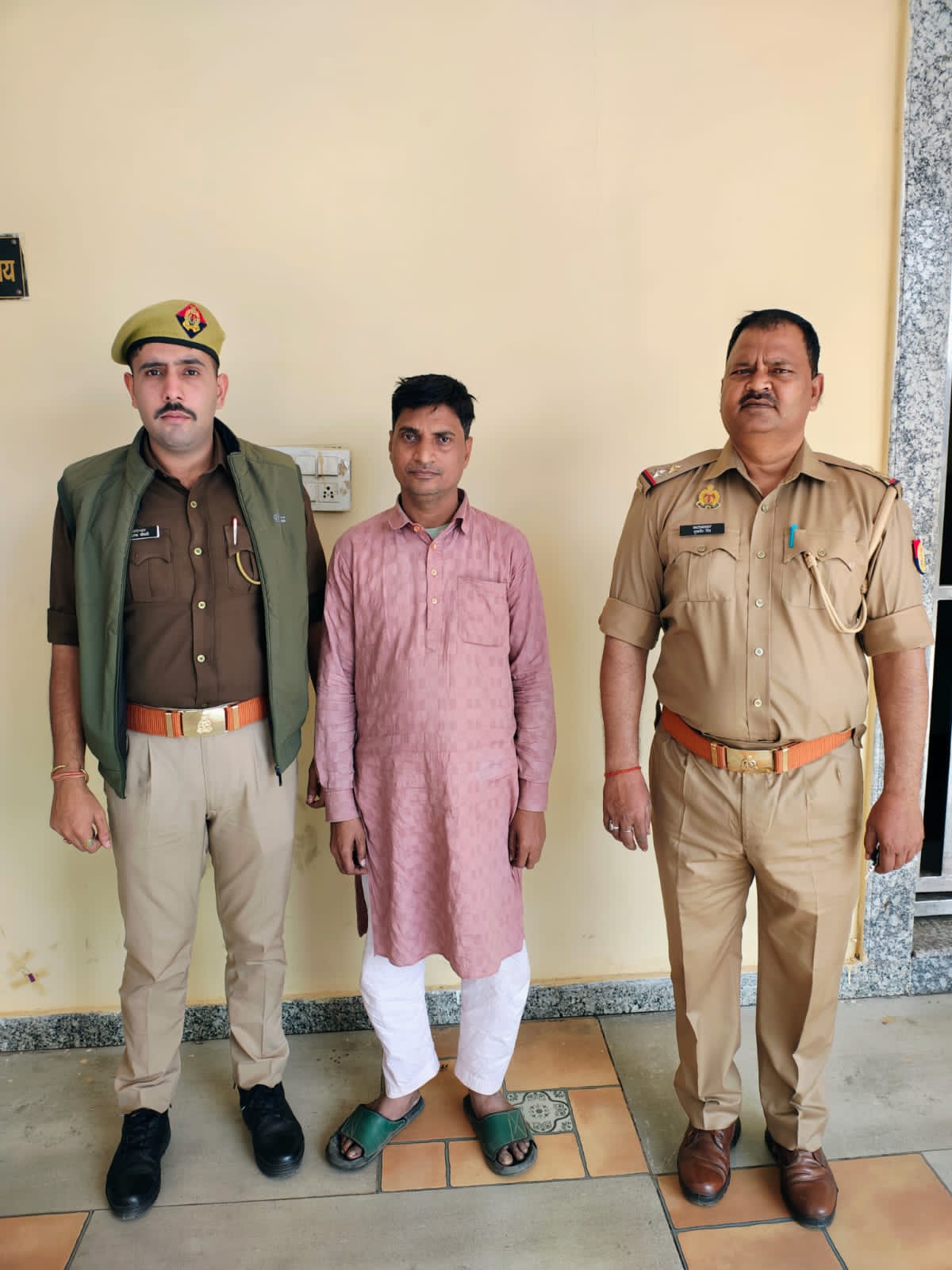 बरेली: वरिष्ठ पुलिस अधीक्षक द्वारा चलाए जा रहे अभियान में 2 वारंट अभियुक्त गिरफ्तार