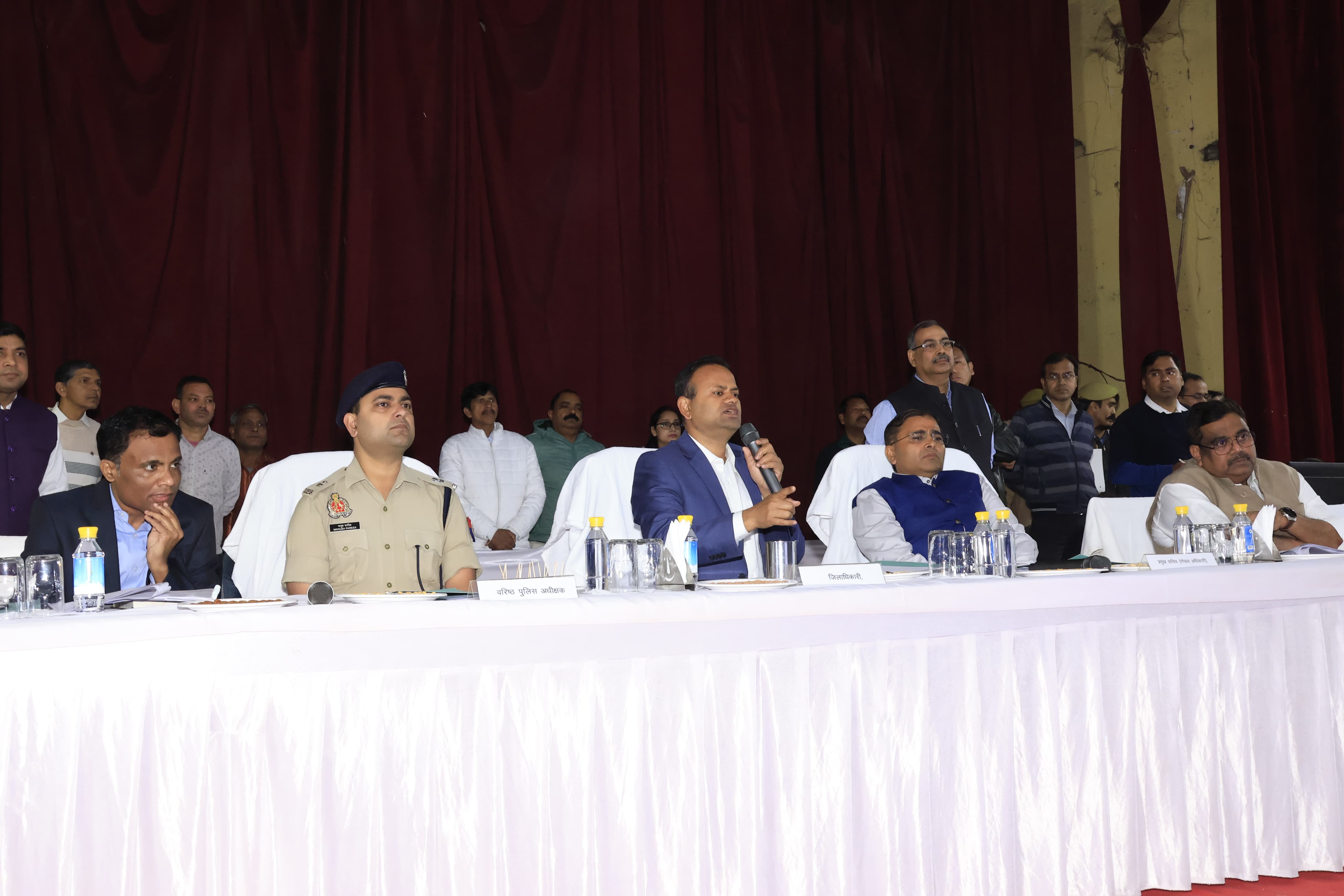 बरेली जनपद  में आबकारी दुकानों की ई-लॉटरी प्रक्रिया निष्पक्ष व पारदर्शी तरीके से हुई संपन्न।