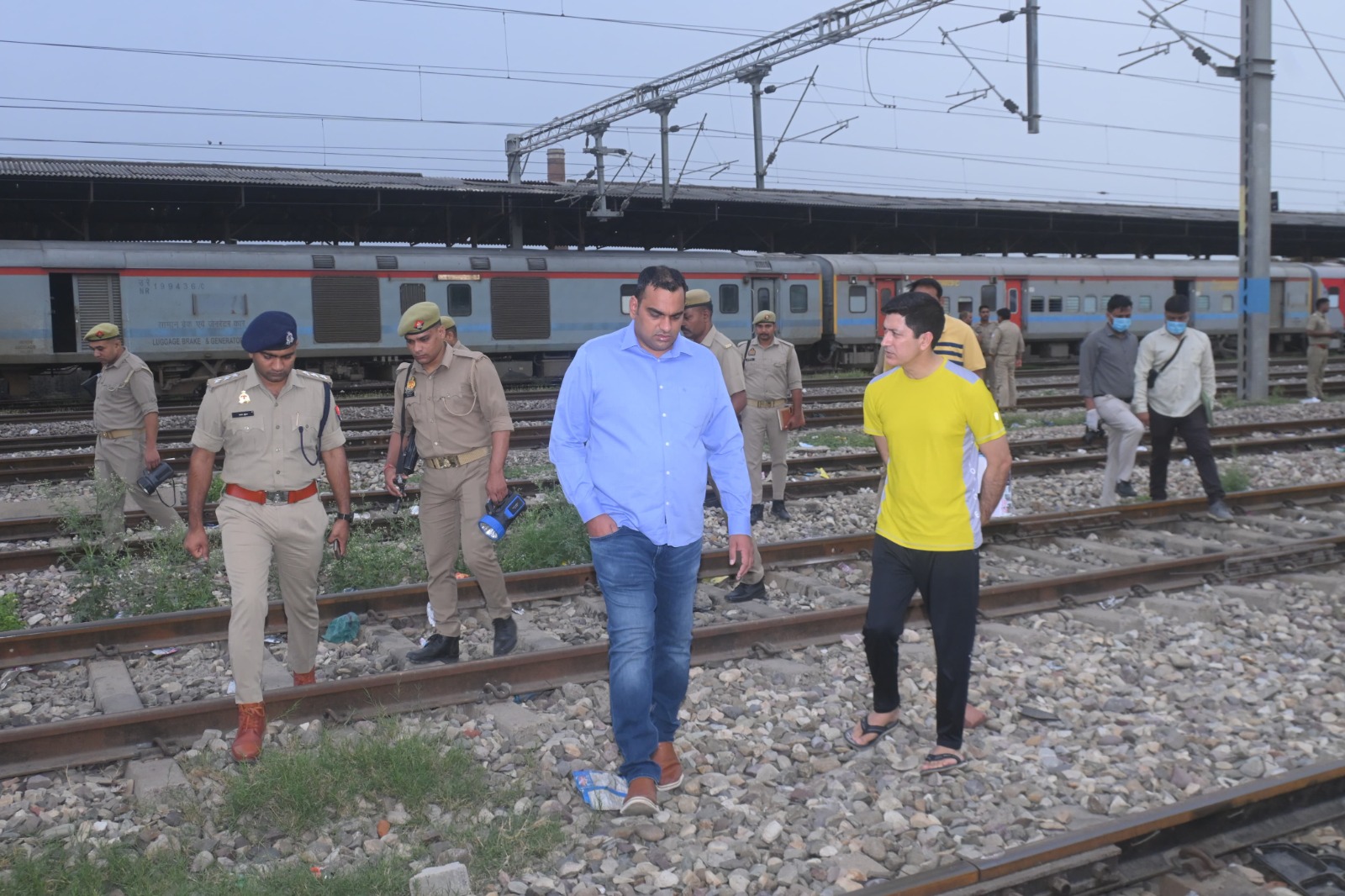 बरेली: GRP में तैनात हेड कांस्टेबल की ट्रेन से कटकर मौत