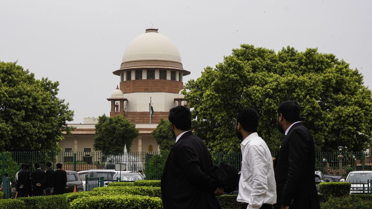 बिहार मतदाता सूची में गड़बड़ी का मुद्दा पहुंचा सुप्रीम कोर्ट, SIR पर उठे सवाल