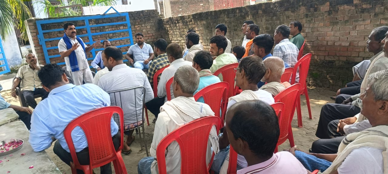 बरेली: बहुजन समाज पार्टी की विशाल रैली में शामिल होने के लिए कार्यकर्ताओं ने किया जनसंपर्क    