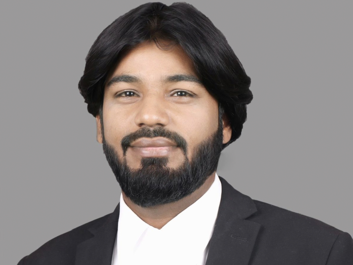 बरेली: बार चुनाव में एडवोकेट राहुल सक्सेना ‘मध्यम’ ने कनिष्ठ कार्यकारिणी सदस्य पद हेतु दाखिल किया नामांकन